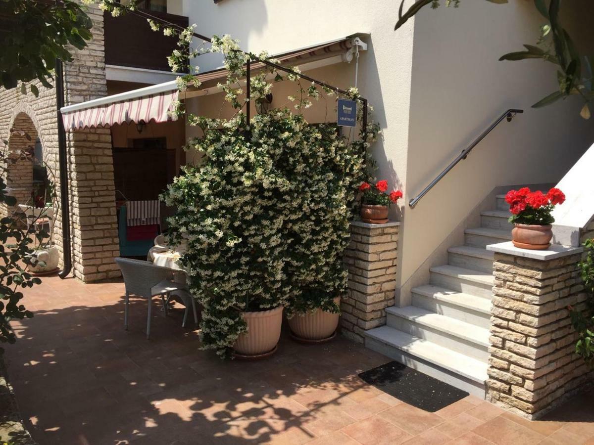 Apartman Alberta Poreč Exterior foto
